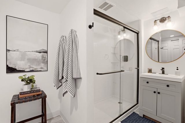 5017 N Post St, Spokane, WA 99205