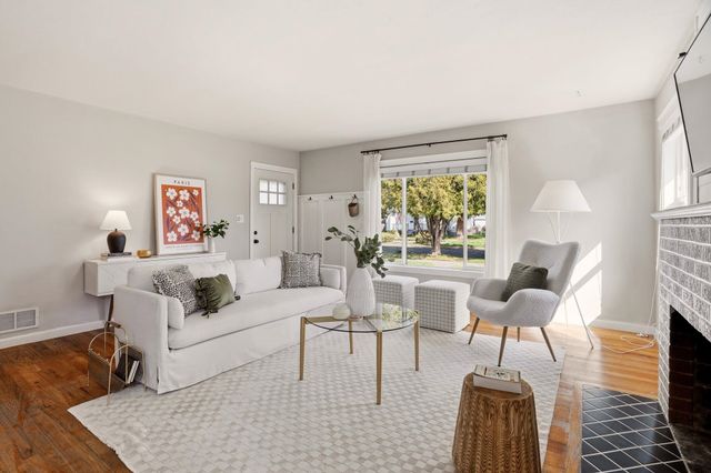 5017 N Post St, Spokane, WA 99205