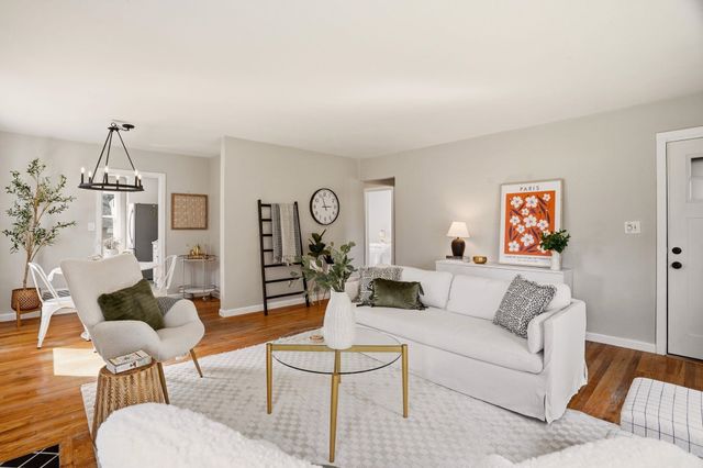 5017 N Post St, Spokane, WA 99205