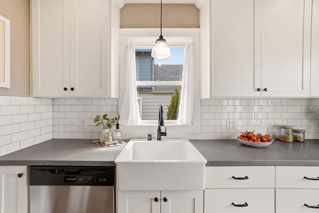 5017 N Post St, Spokane, WA 99205