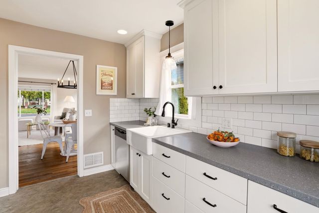 5017 N Post St, Spokane, WA 99205