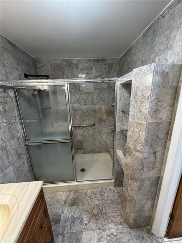 19750 Cypress Ct, Hialeah, FL 33015