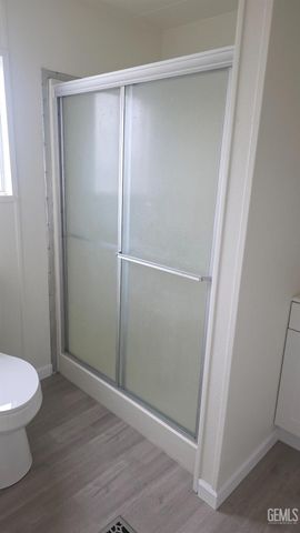 33 Tee Lane, Bakersfield, CA 93308