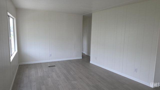 33 Tee Lane, Bakersfield, CA 93308