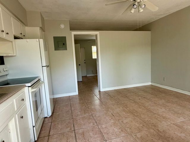 3041 NE 20th Terrace, Fort Lauderdale, FL 33306
