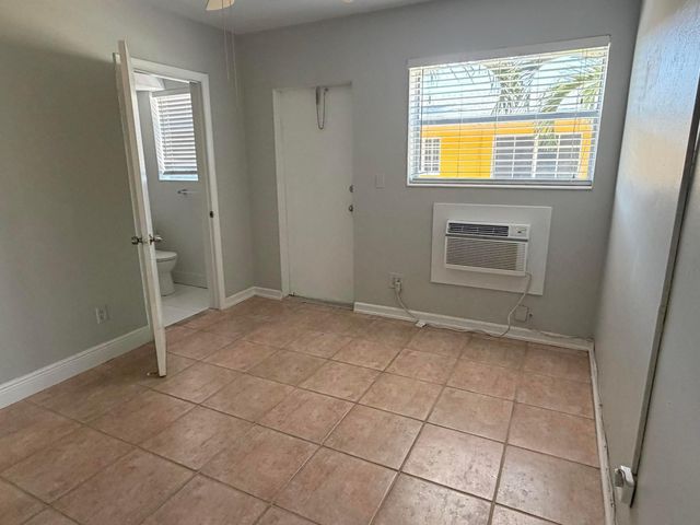 3041 NE 20th Terrace, Fort Lauderdale, FL 33306