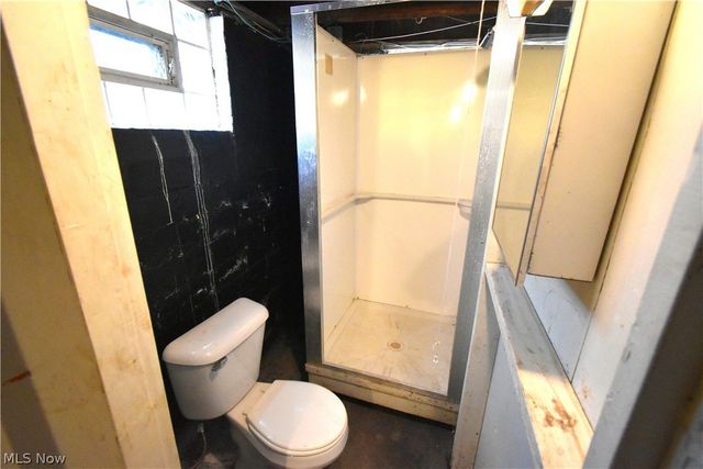 3885 W 135th Street, Cleveland, OH 44111