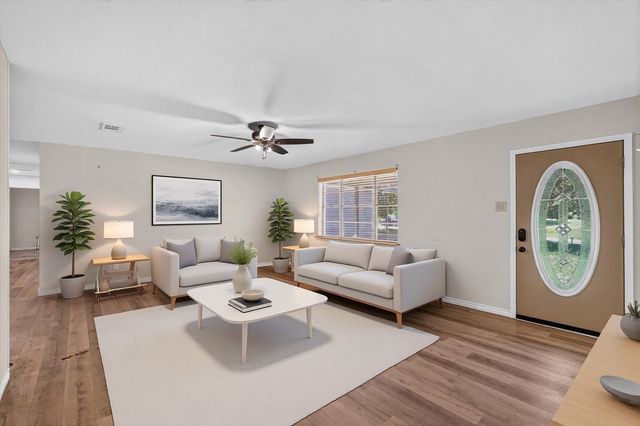 387 Avenue D, Point, TX 75472