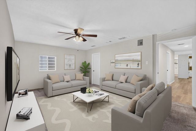 387 Avenue D, Point, TX 75472