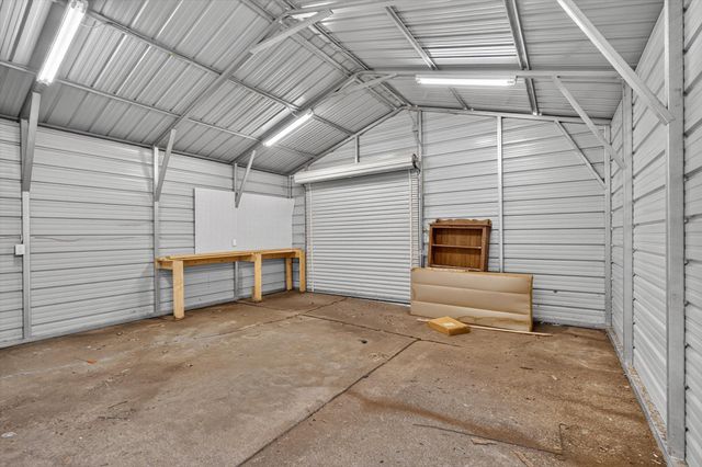 387 Avenue D, Point, TX 75472