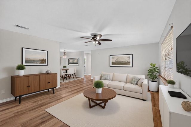 387 Avenue D, Point, TX 75472