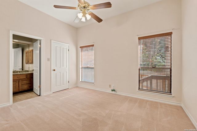 8607 BRAUN HILL DR, San Antonio, TX 78254