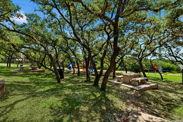 8607 BRAUN HILL DR, San Antonio, TX 78254