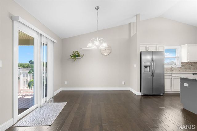 2347 Fire Crest Court, Washington, MO 63090