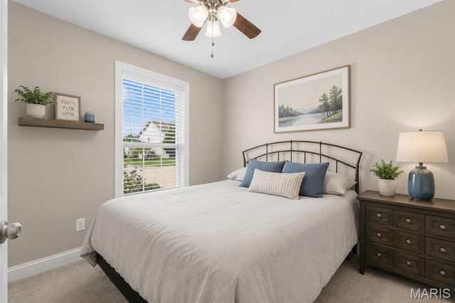 2347 Fire Crest Court, Washington, MO 63090