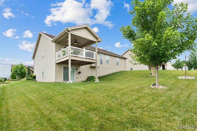 2347 Fire Crest Court, Washington, MO 63090