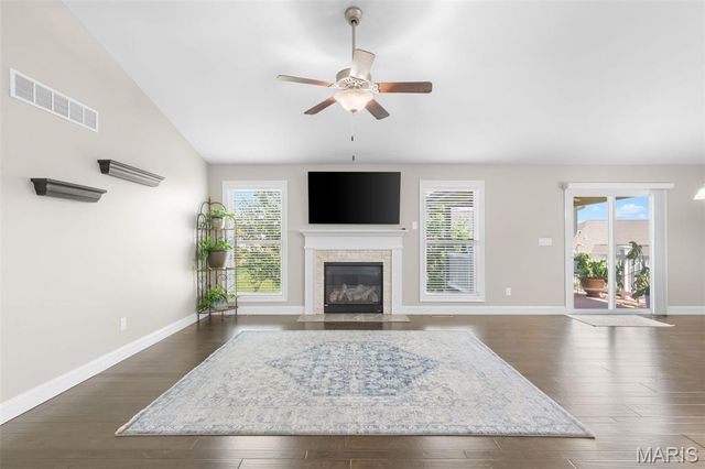 2347 Fire Crest Court, Washington, MO 63090