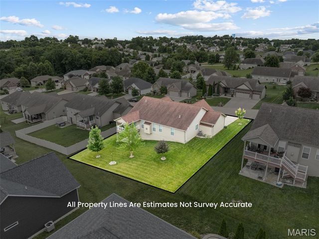 2347 Fire Crest Court, Washington, MO 63090