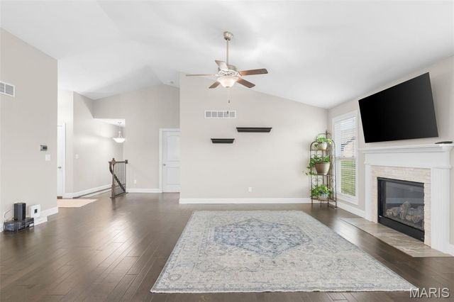 2347 Fire Crest Court, Washington, MO 63090