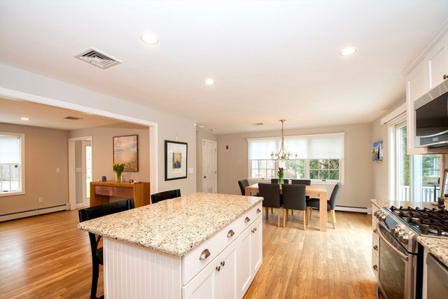 4 Kendall Village 4, Cohasset, MA 02025