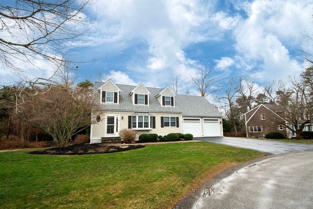 4 Kendall Village 4, Cohasset, MA 02025