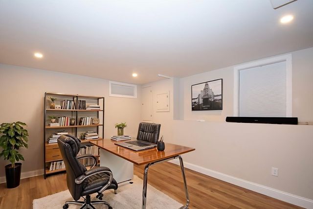 4 Kendall Village 4, Cohasset, MA 02025