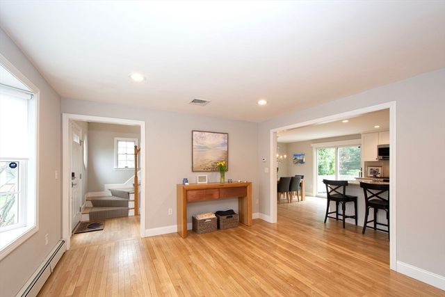 4 Kendall Village 4, Cohasset, MA 02025