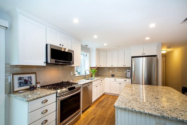 4 Kendall Village 4, Cohasset, MA 02025