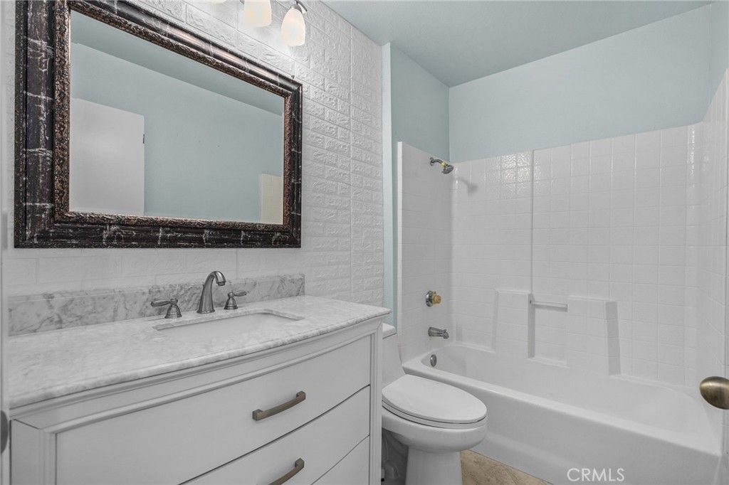 Image 28 of property listing at 9853 Via Real, Desert Hot Springs, CA 92240