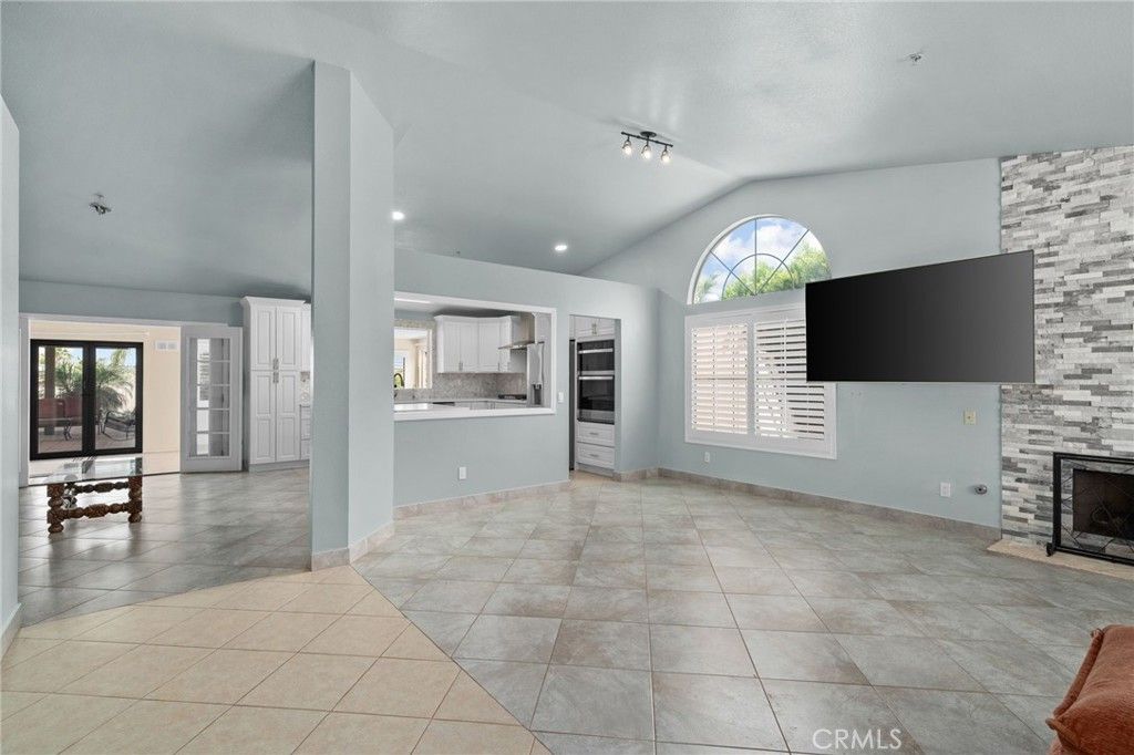 Image 5 of property listing at 9853 Via Real, Desert Hot Springs, CA 92240
