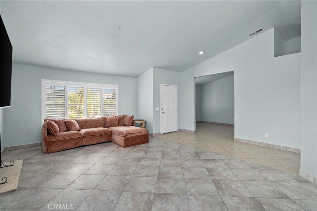Image 8 of property listing at 9853 Via Real, Desert Hot Springs, CA 92240