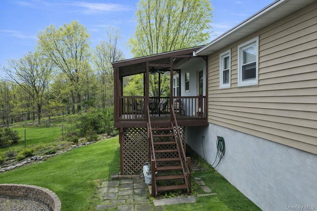 40 Poplar Drive, Monroe, NY 10950