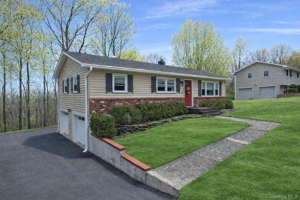 40 Poplar Drive, Monroe, NY 10950