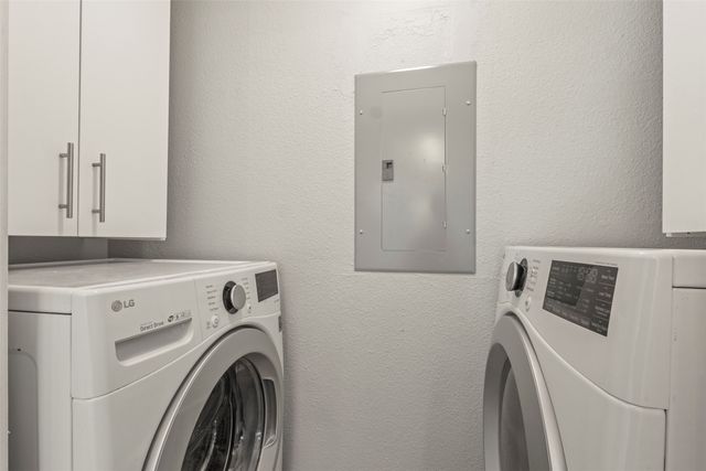 2101 Park Willow Lane A, Arlington, TX 76011