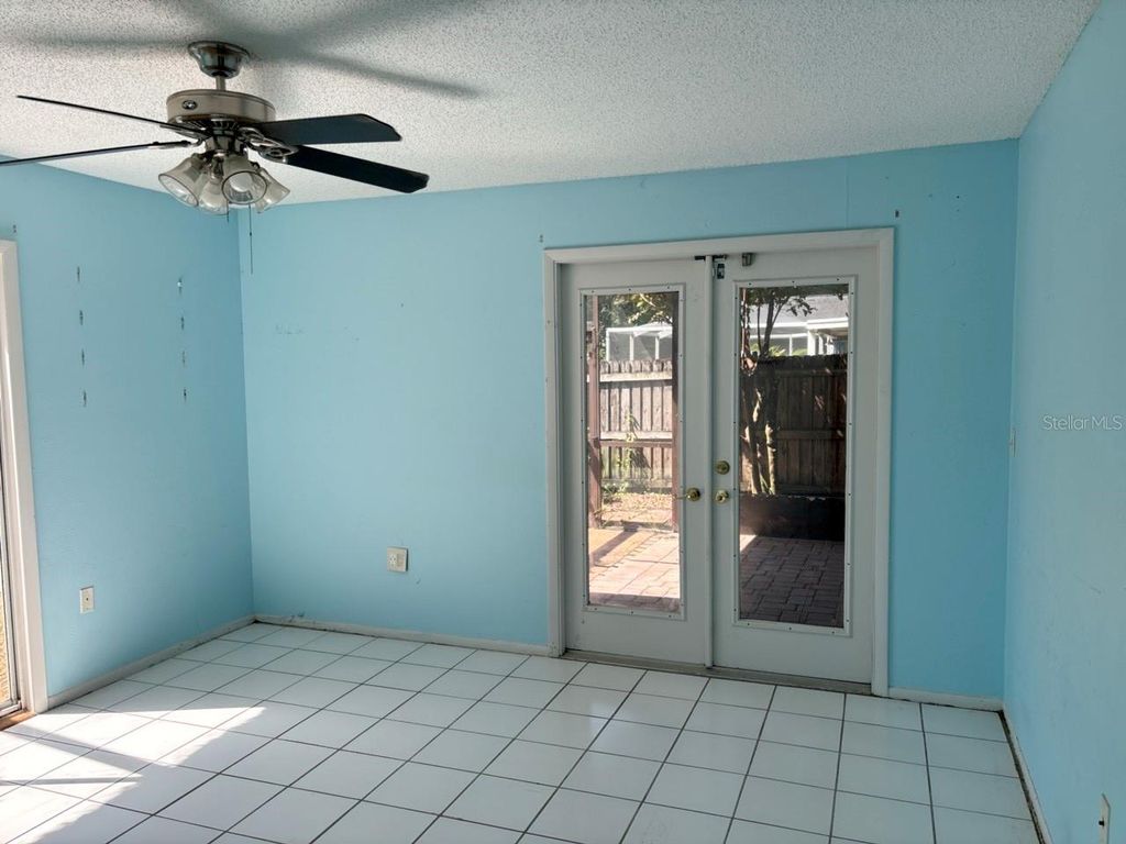 Image 12 of property listing at 4604 RIDGE POINT, Tampa, FL 33624