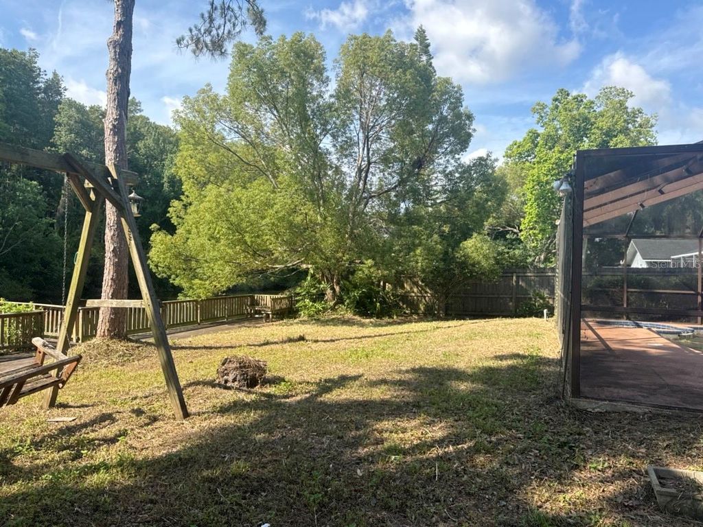 Image 13 of property listing at 4604 RIDGE POINT, Tampa, FL 33624