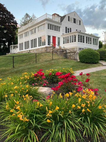 134 Range Road, Windham, NH 03087