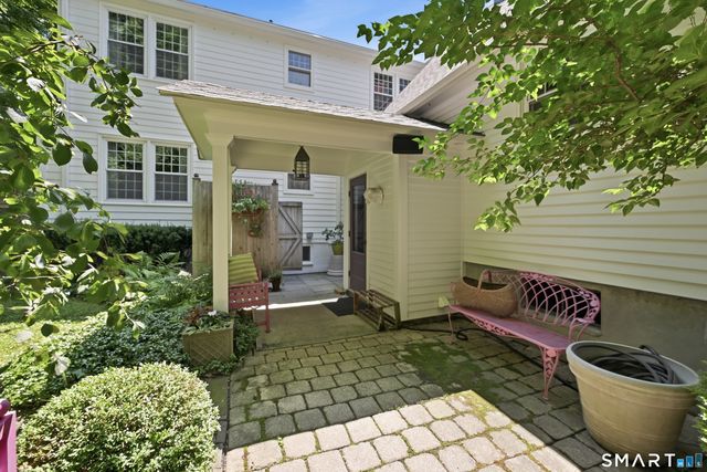 385 Middle Road Turnpike, Woodbury, CT 06798