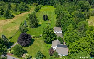 385 Middle Road Turnpike, Woodbury, CT 06798