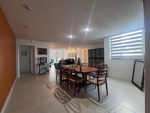 6463 La Costa Drive 105, Boca Raton, FL 33433