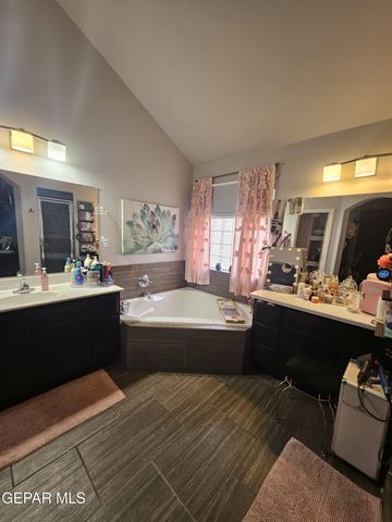 12661 PASEO ROSANNIE Avenue, El Paso, TX 79928