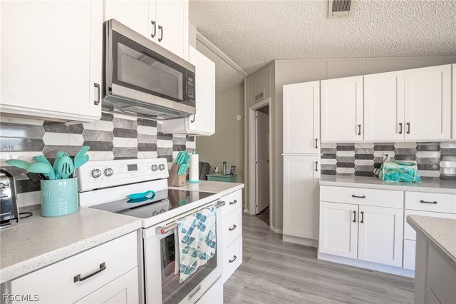 1572 Joshua BLVD, Clewiston, FL 33440