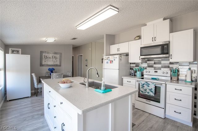 1572 Joshua BLVD, Clewiston, FL 33440