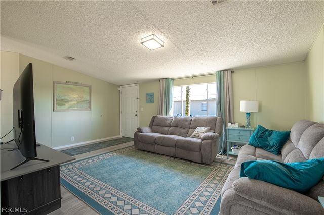 1572 Joshua BLVD, Clewiston, FL 33440