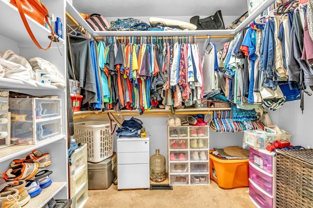 5243 Chloe Lane, Seymour, IN 47274
