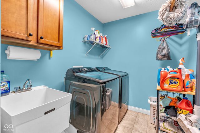 5243 Chloe Lane, Seymour, IN 47274