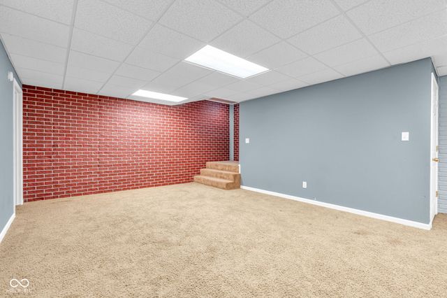 5243 Chloe Lane, Seymour, IN 47274
