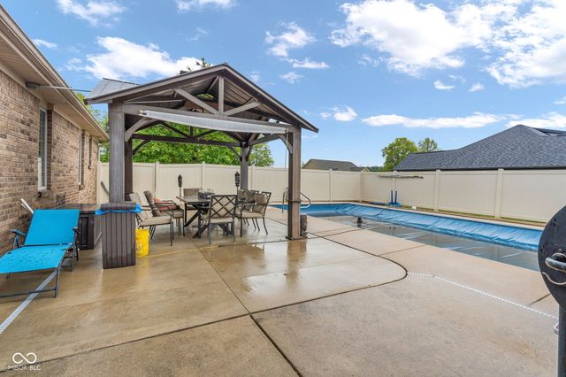5243 Chloe Lane, Seymour, IN 47274