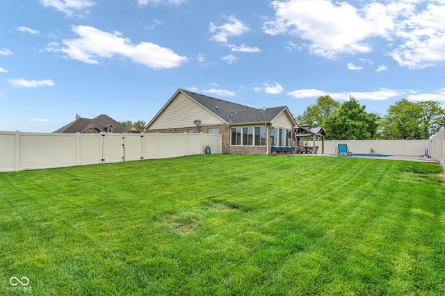 5243 Chloe Lane, Seymour, IN 47274