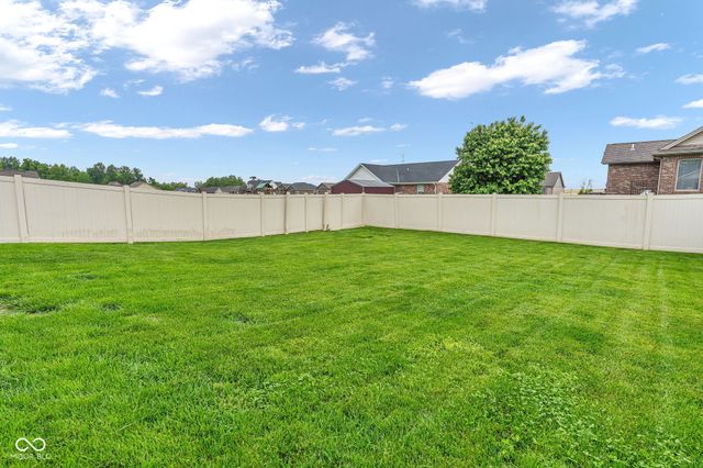 5243 Chloe Lane, Seymour, IN 47274